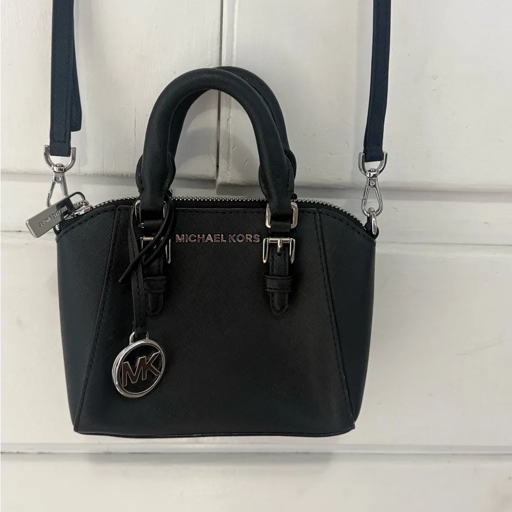 Michael Kors  Elegant Black Mini Bag - Image 7