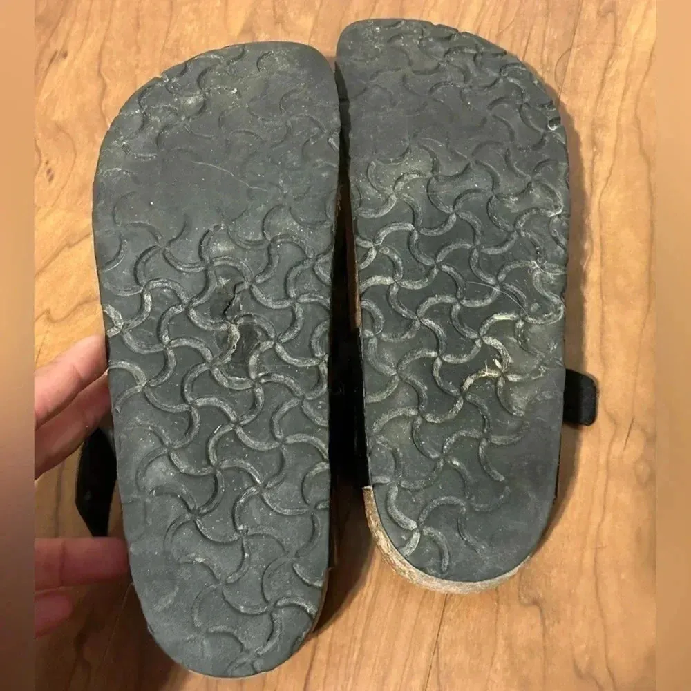 BIRKENSTOCK Gizeh Sandals Black Thong Flip Flops Women’s 39 - Image 6