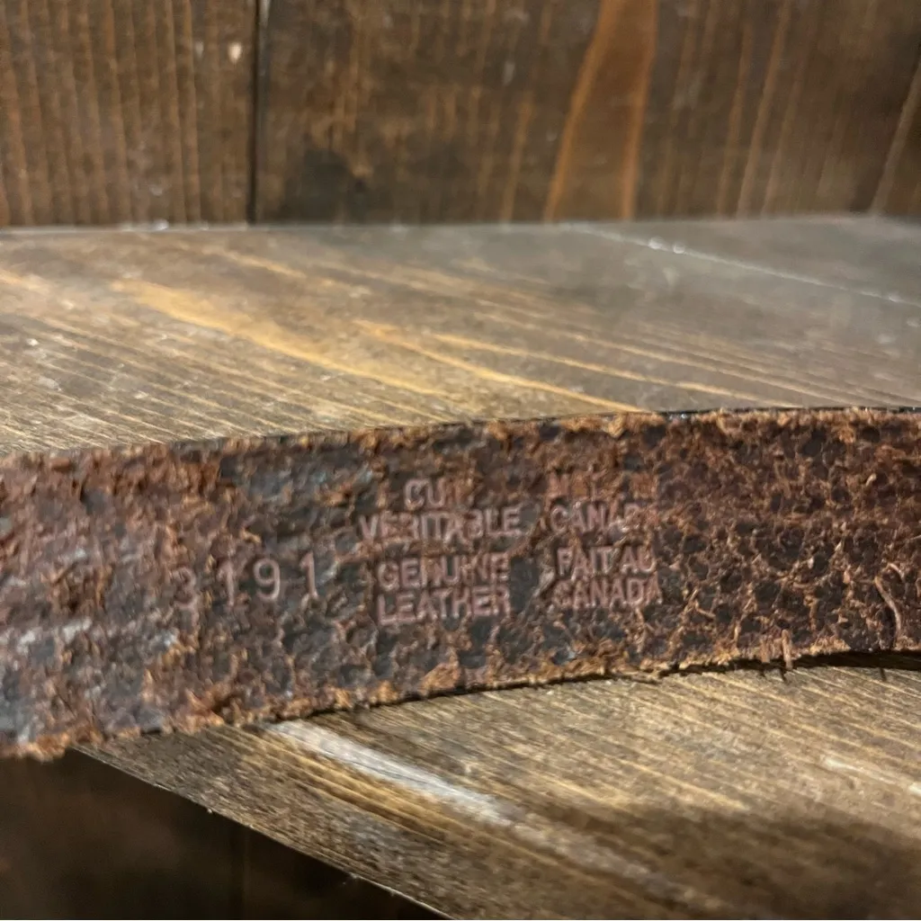 Vintage Brown Leather Duck Pond Embossed Belt Size Small - Image 5
