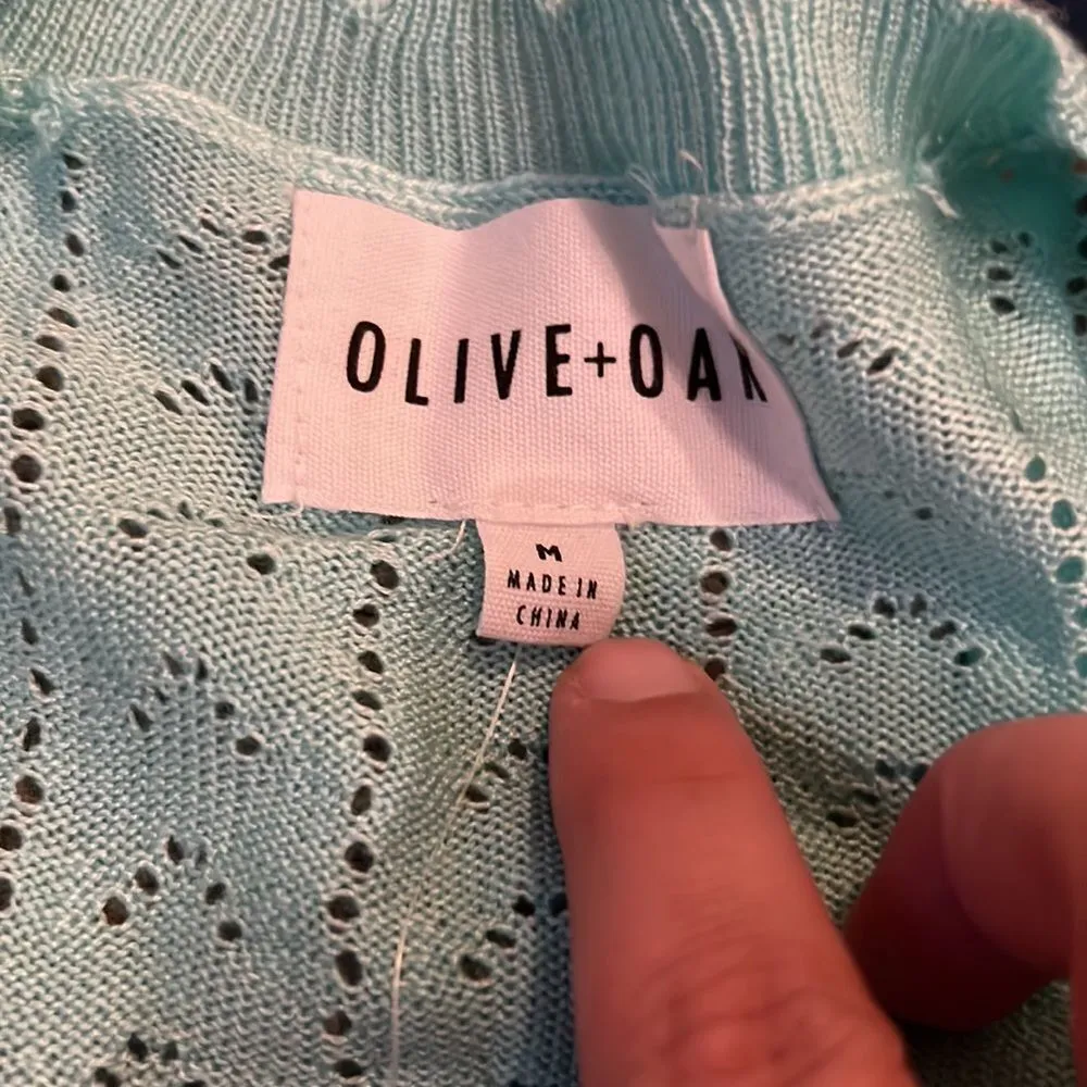 Olive & Oak NWT  open front top M - Image 6
