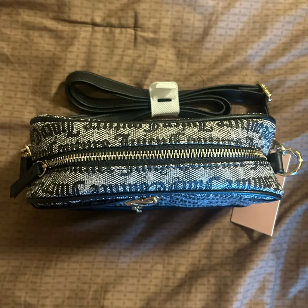 Juicy Couture cross body bag - Image 8