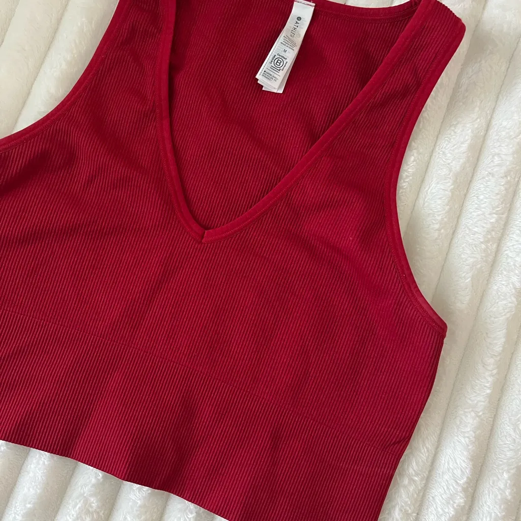 Athleta Red Ribbed Crop Top - Image 3