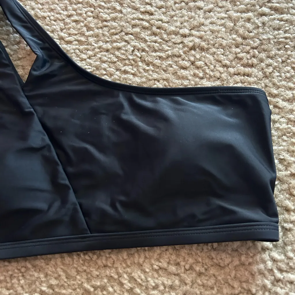 Woman size small beach top bra bikini - Image 3