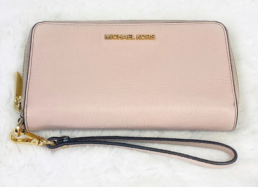 Michael Kors Jet Set Leather Phone Case Wristlet Wallet Soft Pink 35S9GTVE7L Pink - Image 1