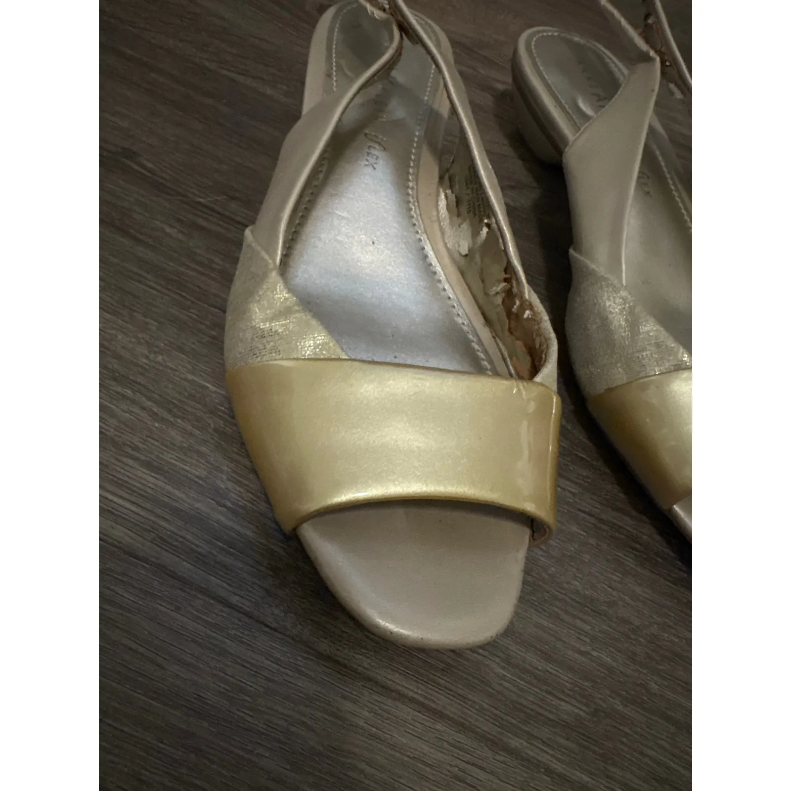 Anne Klein‎ iFlex Gold Slingback Low Heel Dress Sandals Size 7.5M - Image 2