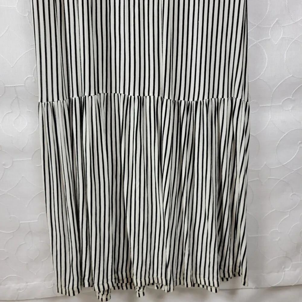 Hailey & Co Womens Maternity Dress L White Black Striped Ruffled Maxi Tiered - Image 7