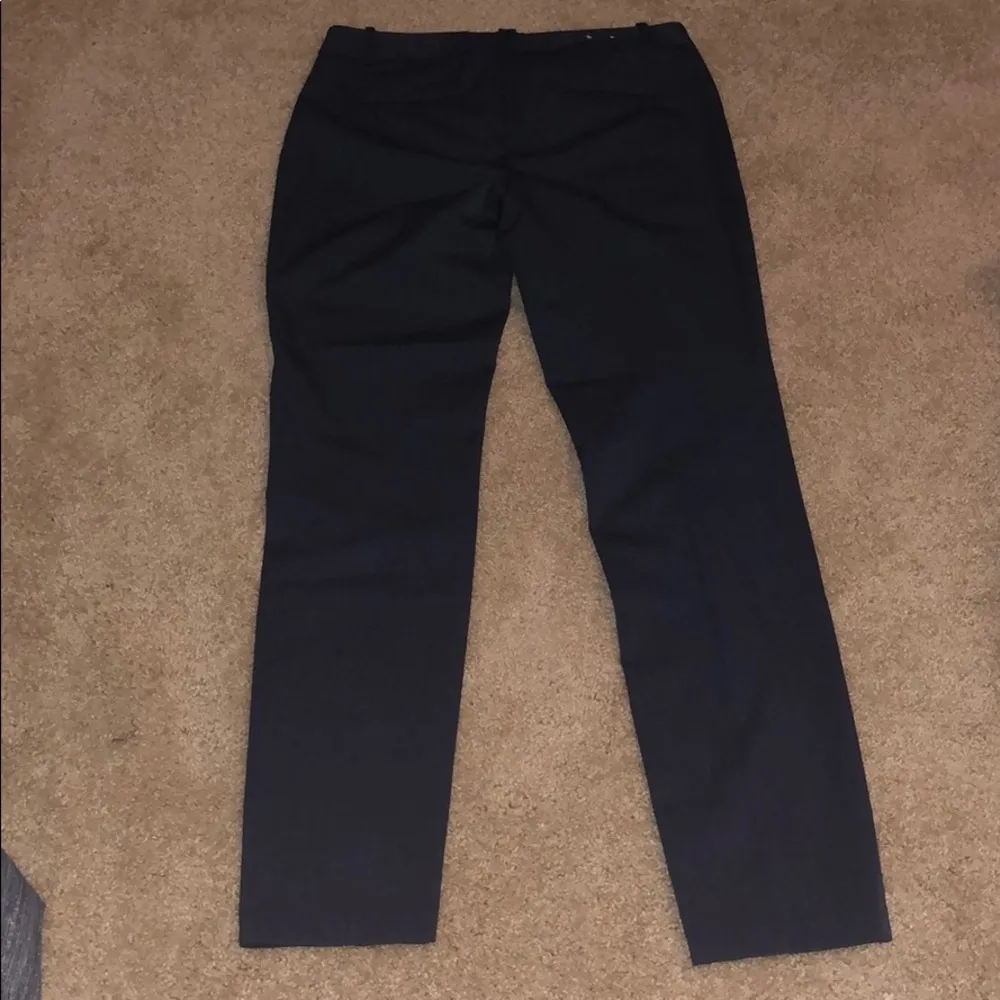 Calvin Klein dark gray skinny leg slacks size 6 - Image 3