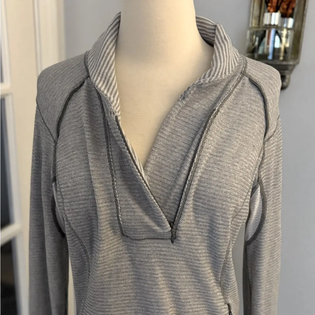 Lululemon  ‘Think Fast Pullover’ Mini Check Pique White Heathered Slate / White - Image 9