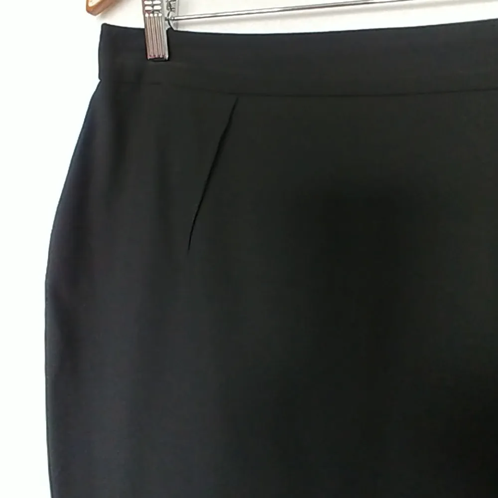 Body by Victoria Women's Black Skirt - Image 2