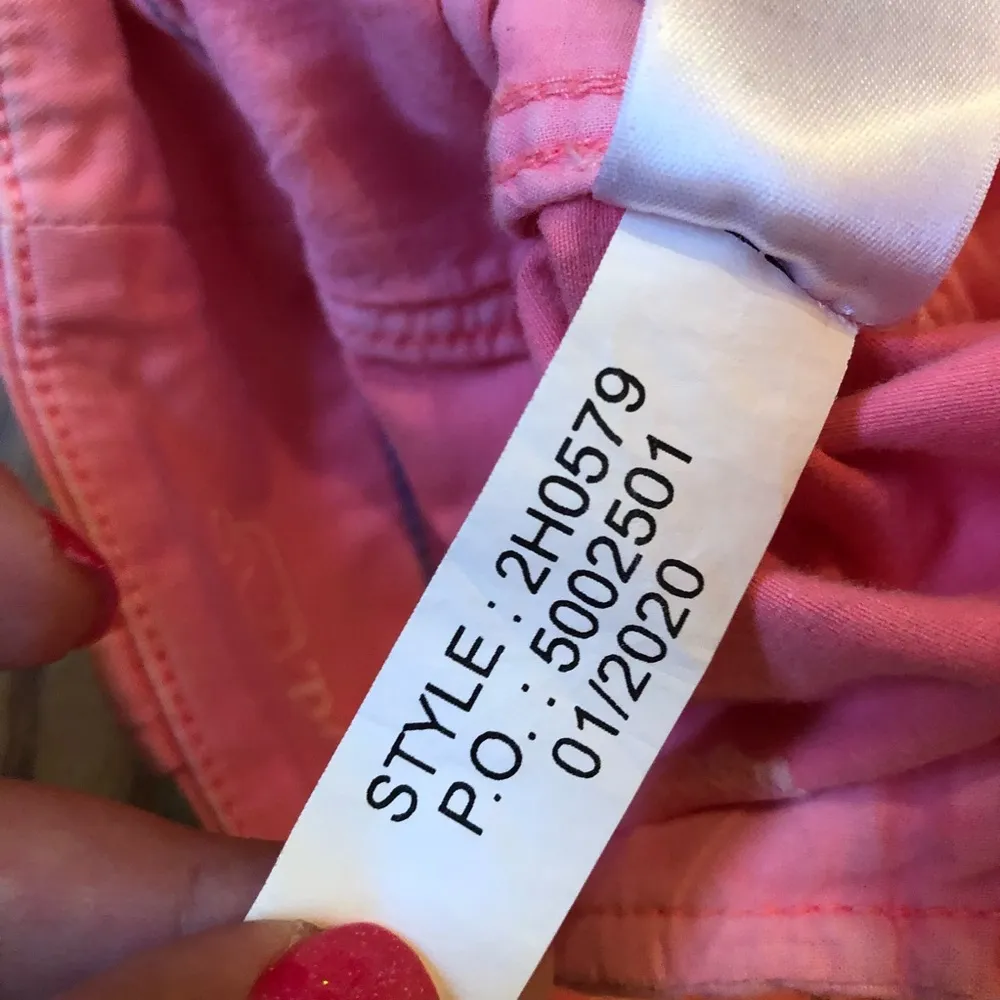 Vineyard vines 9” every day shorts size 0 - Image 6