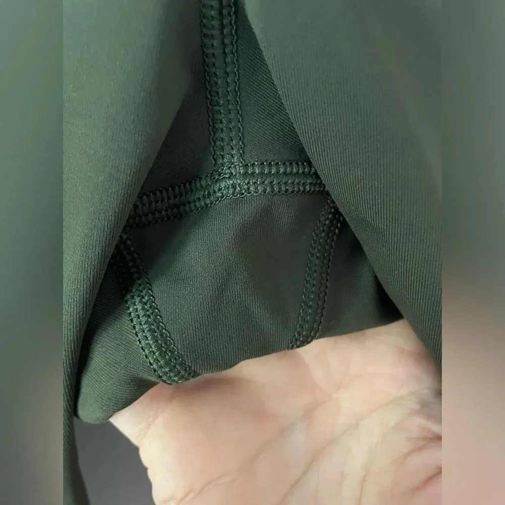 Lululemon Womens‎ Lululemon Vent It Out Crop 17 Gator Green/Cyber Stripe size 4 - Image 5