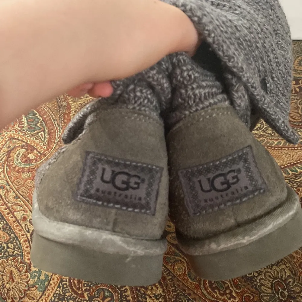 Ugg Australia Cardy II Knit boot in grey size 6 - Image 8