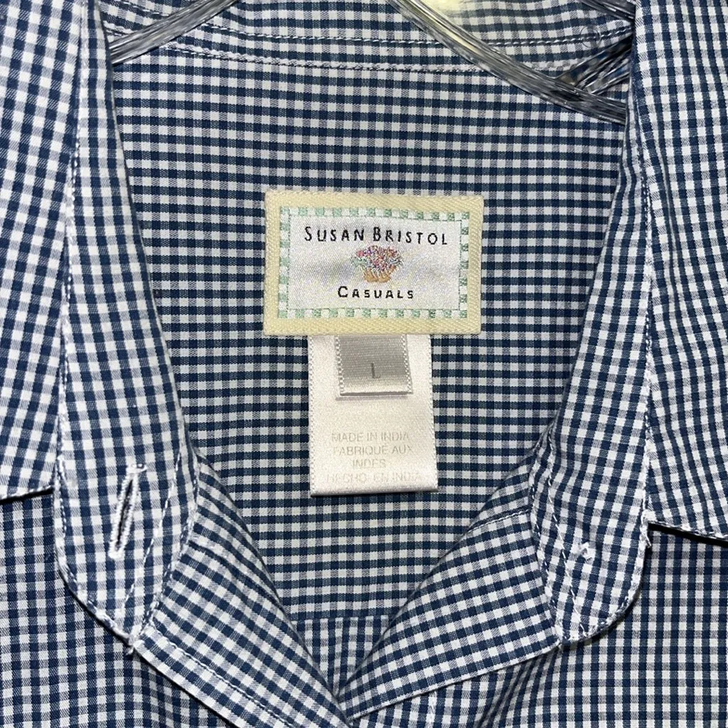 Vintage gingham check camp shirt with embroidered flowers on pocket 90s blouse - Image 3