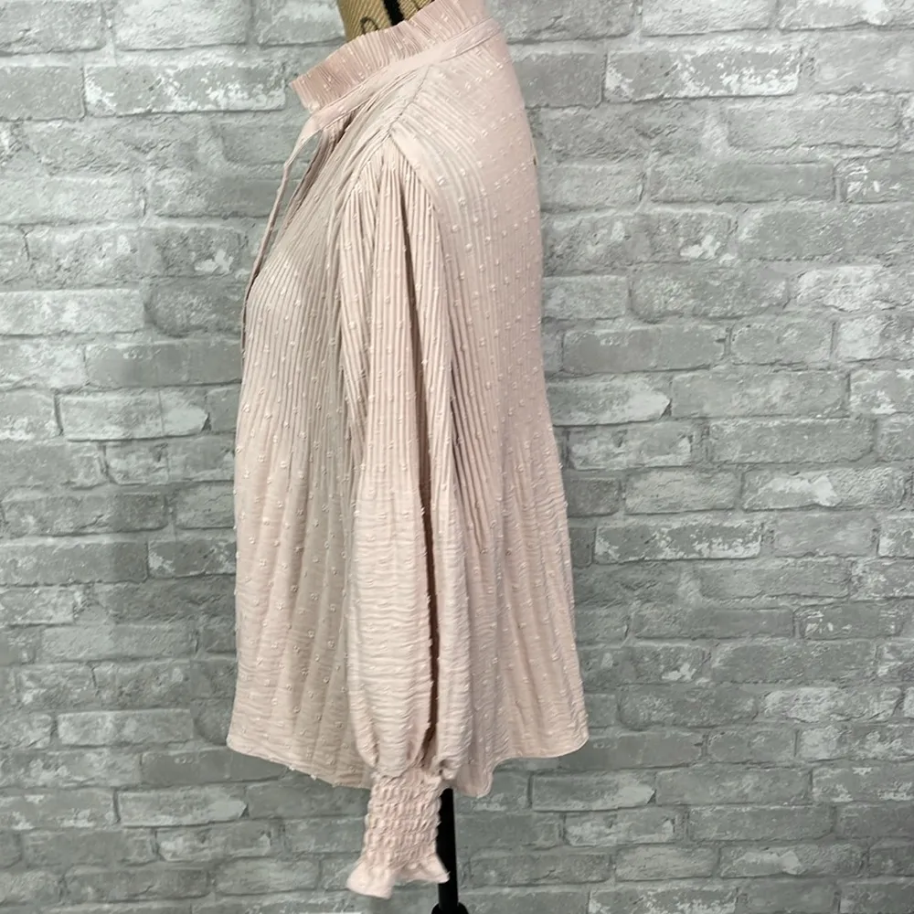 Max Studio Blush Crepe Clip Dot Blouse - Image 4