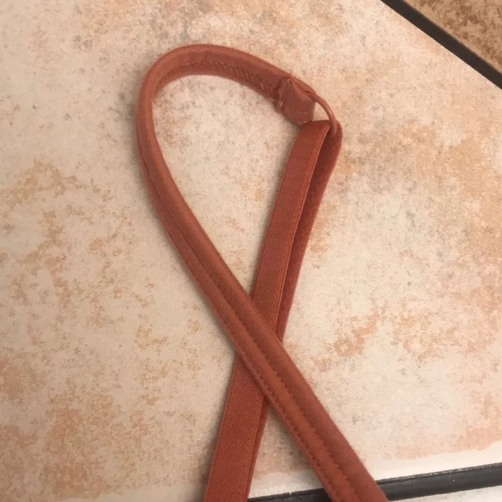 Victoria’s Secret body by Victoria ruffled bralette adjustable size large - Image 3