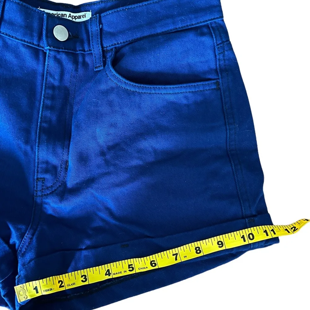 Deadstock NWOT  90s Style Highwaisted Hot Pants Jean Shorts - Image 6