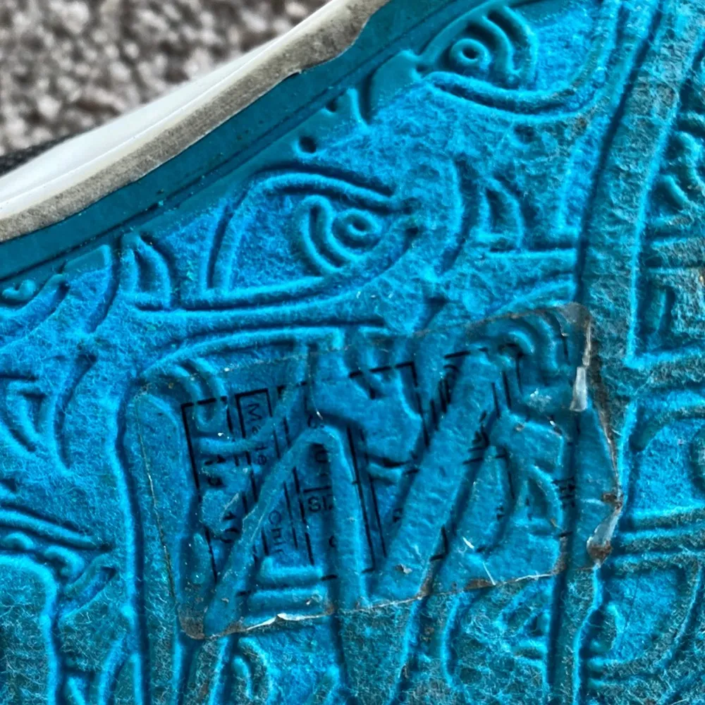 Blowfish Malibu Slip-On Sneakers Camo Patchwork Print SIZE 8 - Image 6