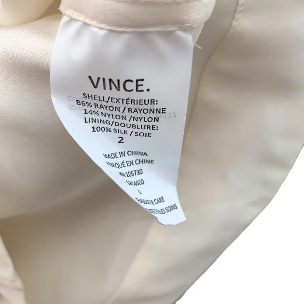 Vince. White textured elegant basic Crewneck sleeveless tank top blouse - Image 3