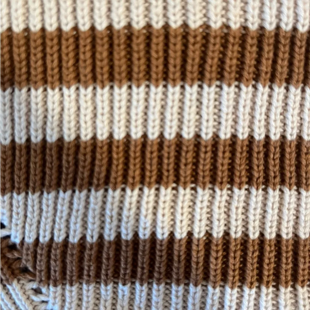 Cotton On Ribbed Knit Brown Beige Striped Sleeveless Crop Top Medium - Image 6