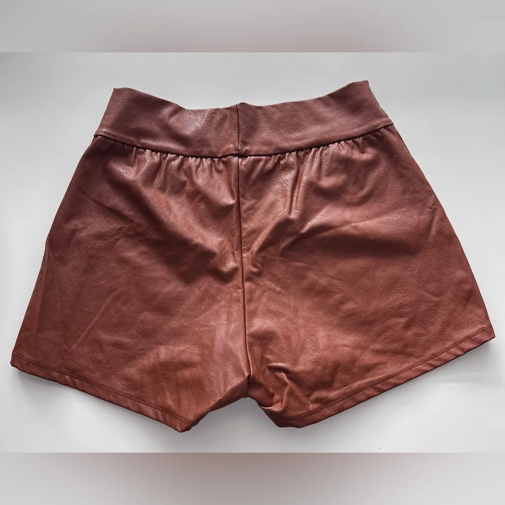 Commando brown faux leather shorts pull on S - Image 4