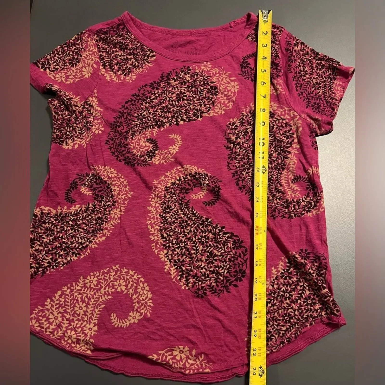 Lucky Brand Shadow Paisley T-shirt Raspberry Sz Medium - Image 9