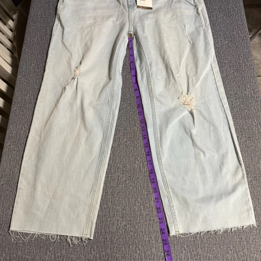 Lauren Conrad Feel Good Distressed Cropped Jeans - Image 5