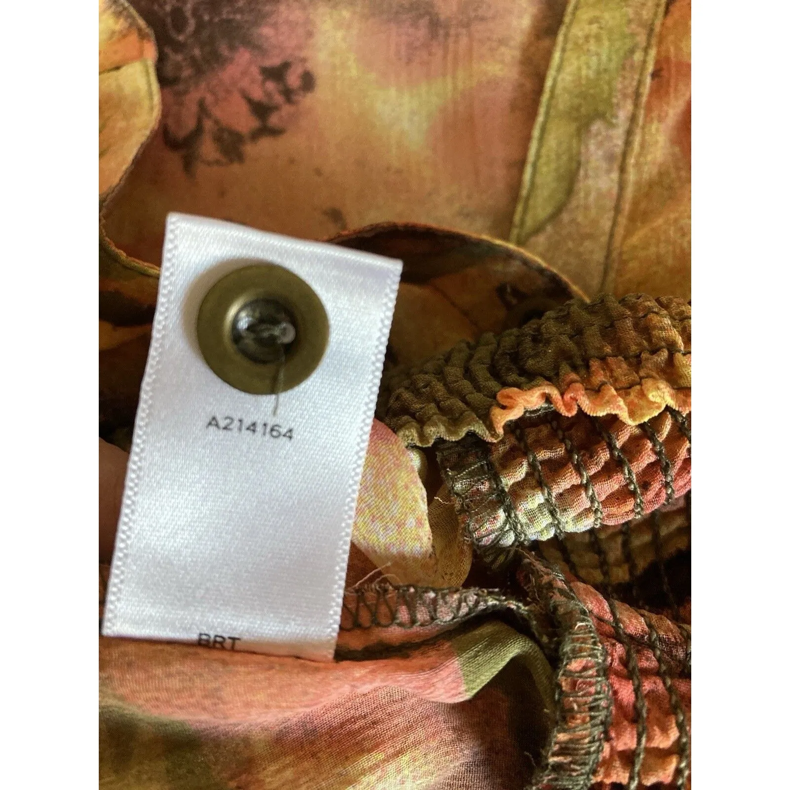 Susan Graver Blouse Top XL Gold Floral Sheer Button V-Neck Vanilla Bloom Office - Image 10