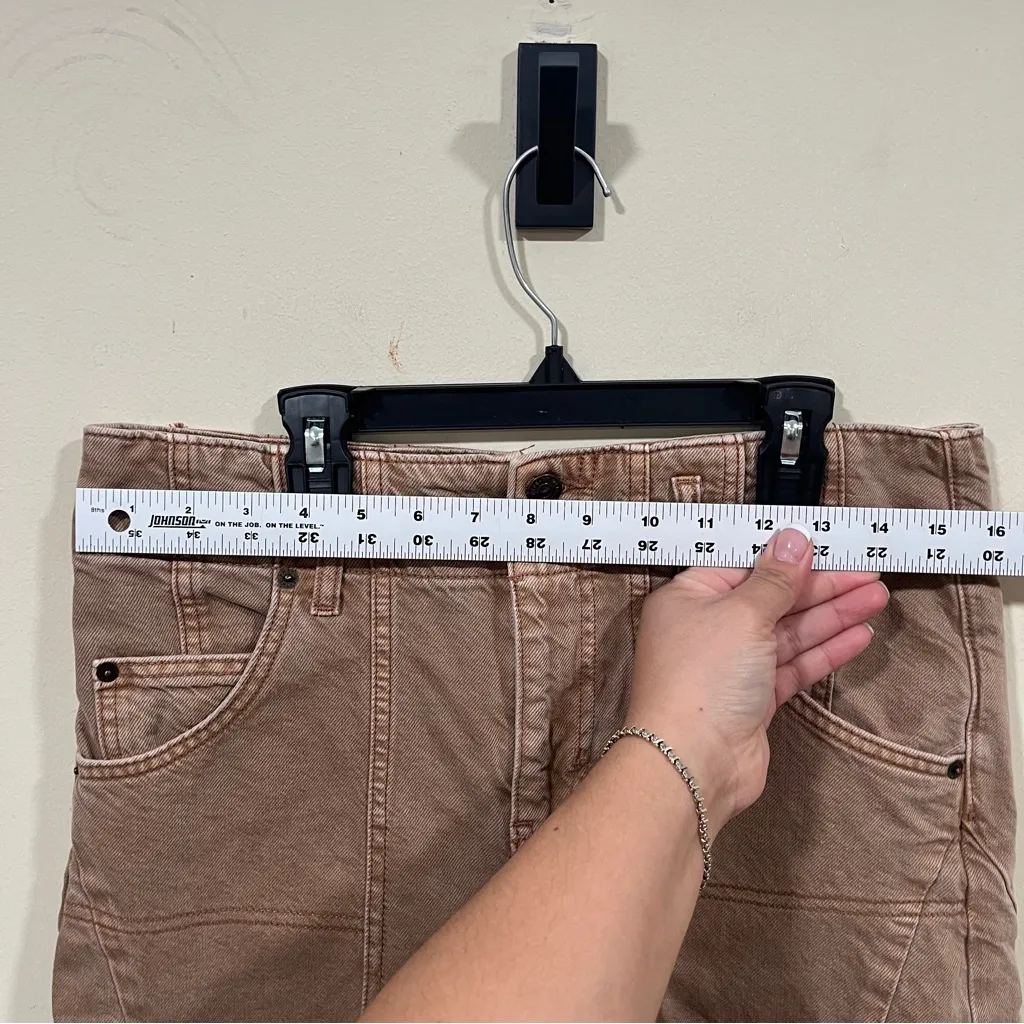 We The Free Extreme Measures Barrel Shorts size 26 Free People melted chocolate - Image 4