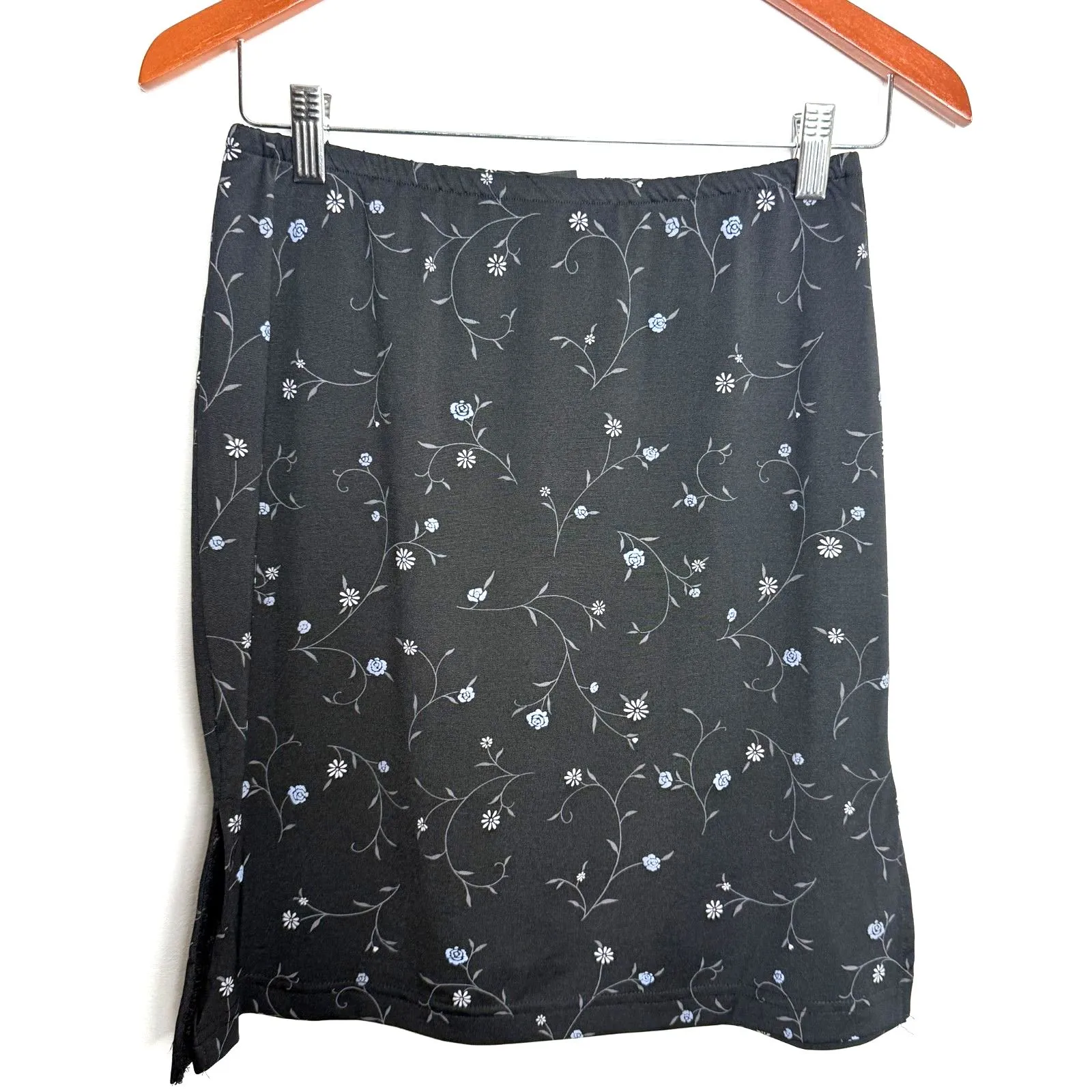 Vintage Y2K Pssst Black Dainty Floral Stretchy Elastic Waist Mini Skirt Sz M Size M - Image 2