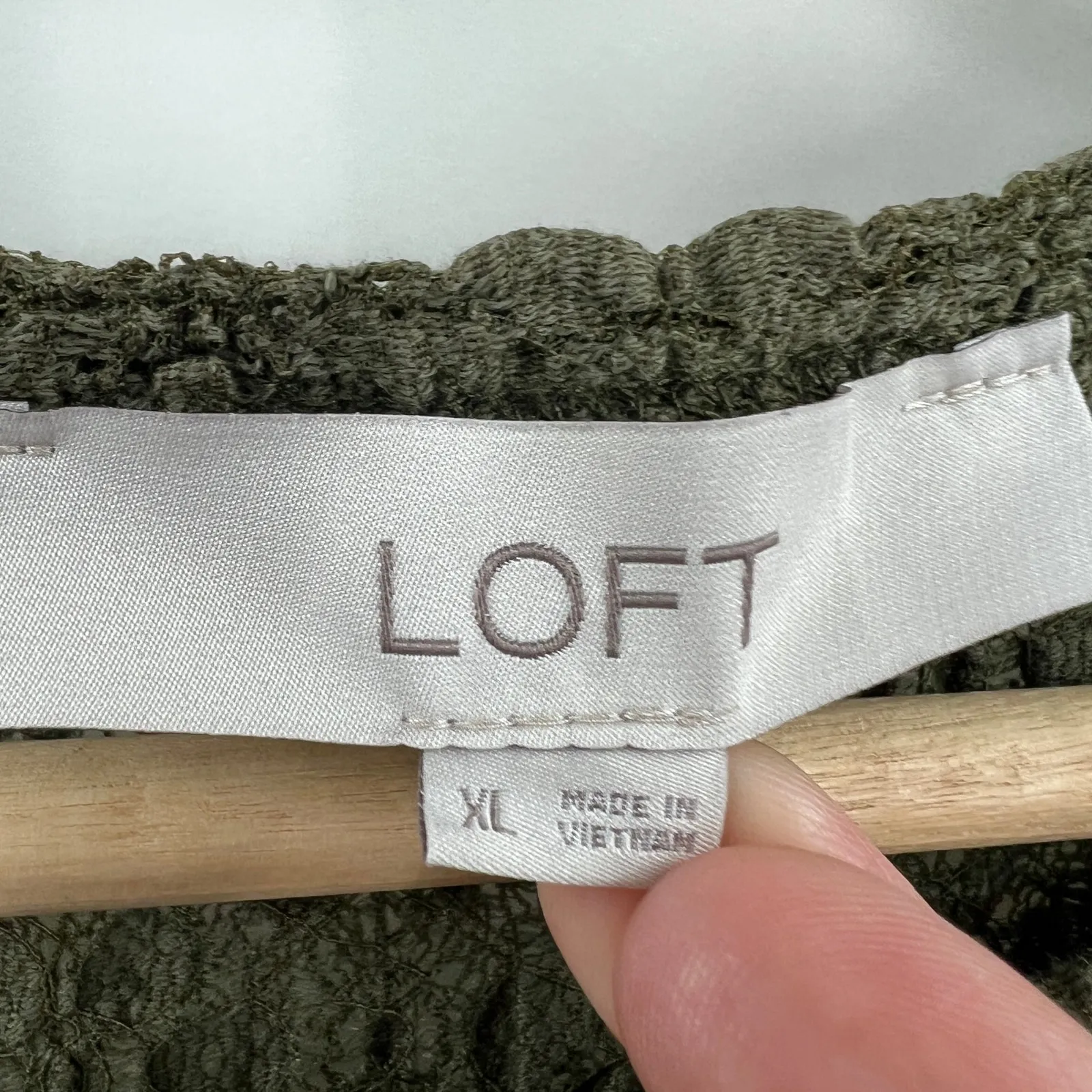 LOFT XL Olive Khaki Green Textured Top Long Puff Sleeve Sheer Stretchy Shirred - Image 7