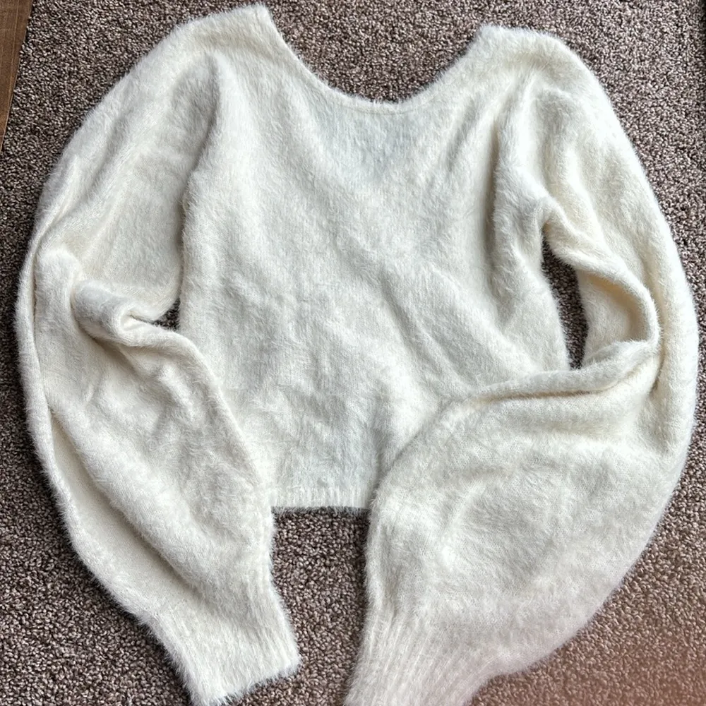 Hollister Reversible Sweater - Image 2