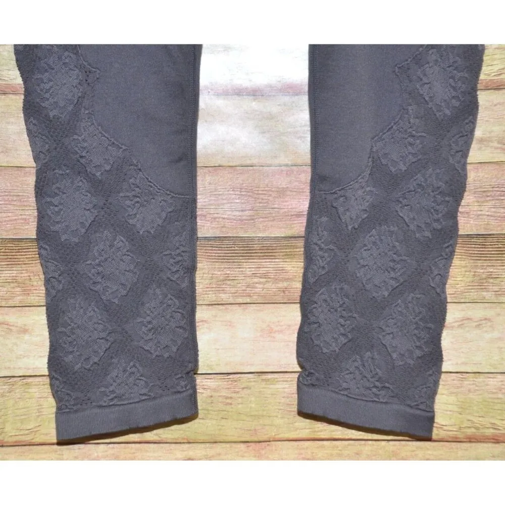 Felina Ladies Gray Floral Leggings Size XL Elastic Waist Athletic Workout Casual - Image 3