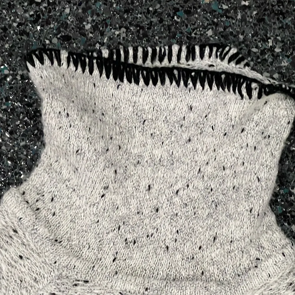 Women’s Cable & Gauge Small Gray Turtleneck Sweater - Image 3