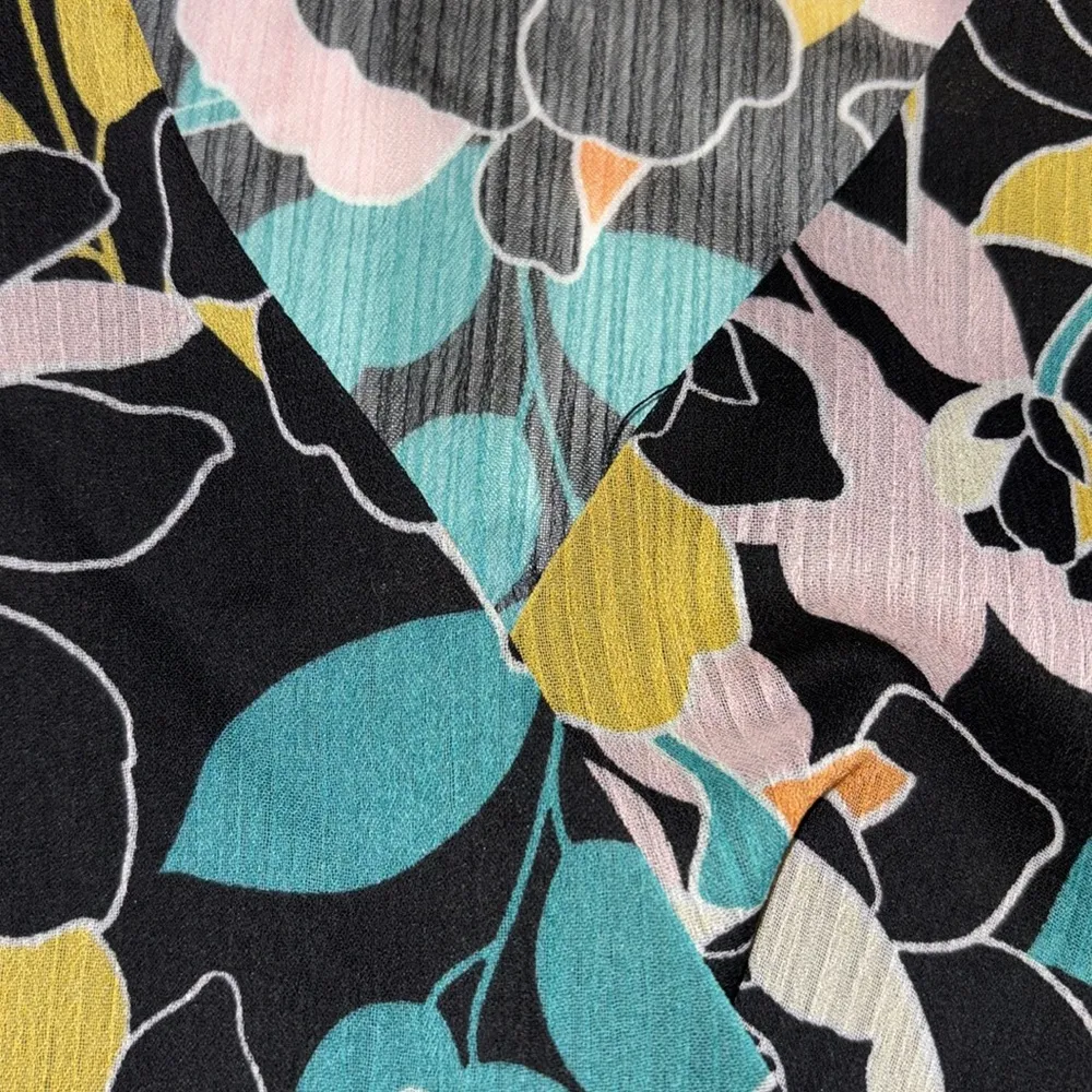 BAR 111 BRAND MULTI COLORED WRAP STYLE BLOUSE  SIZE XL  WITH SMOCKING ON CUFFS - Image 5