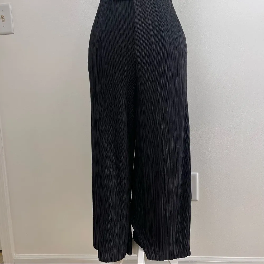 𝅺H&M Divided Pleated Jumpsuit Ruffle Halter Women’s Size 4 Wide Leg - Image 7