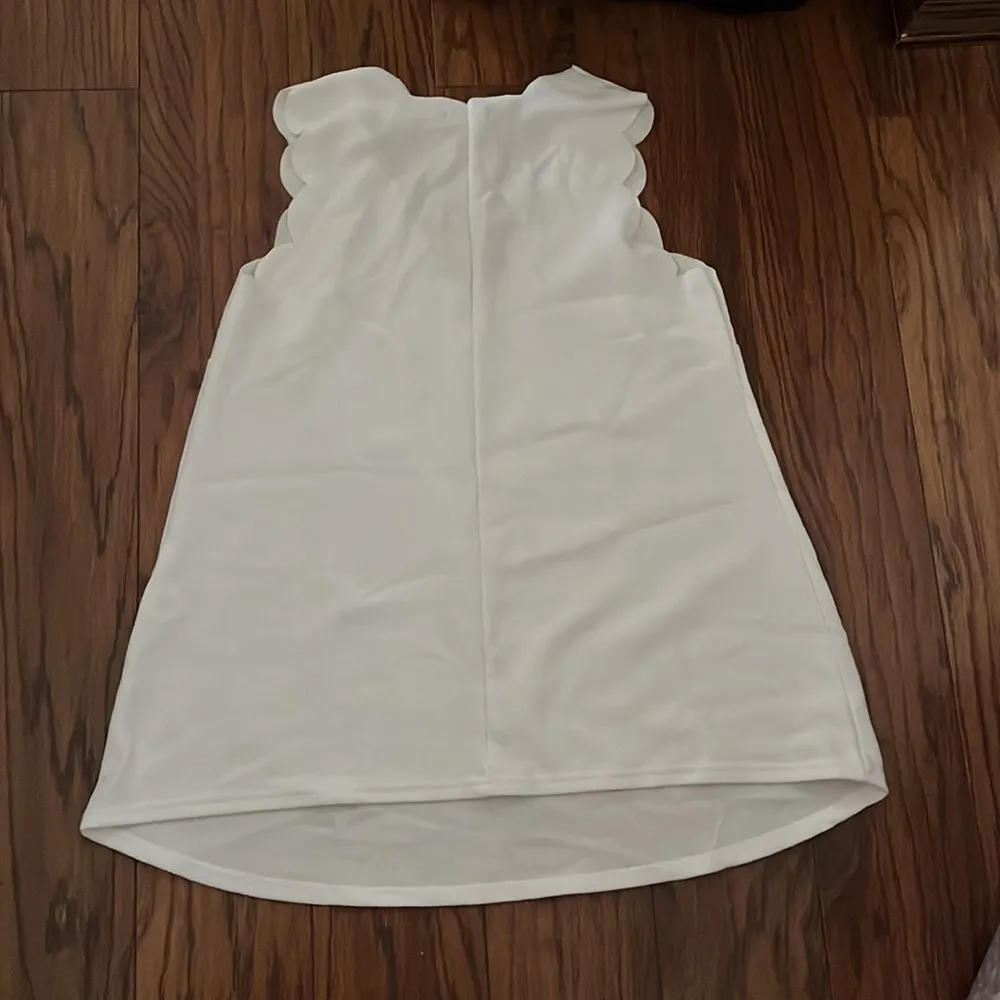 BooHoo lightweight scalloped tank top - Image 6