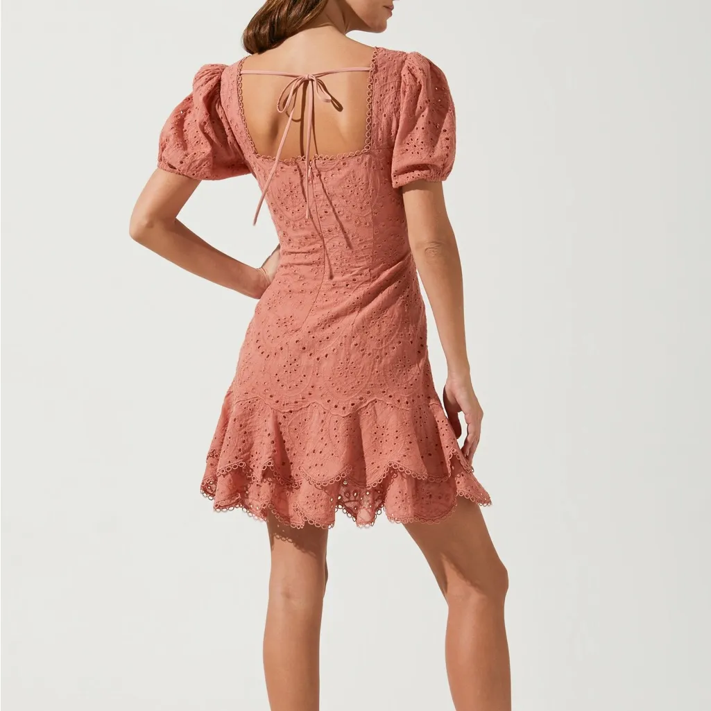 ASTR The Label “Roseville” Eyelet Mini Dress – Size Small - Image 2