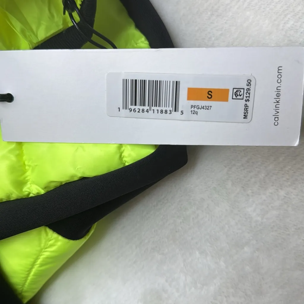 Calvin Klein Yellow and Black Puffer Jacket with Quilted Design - Image 6