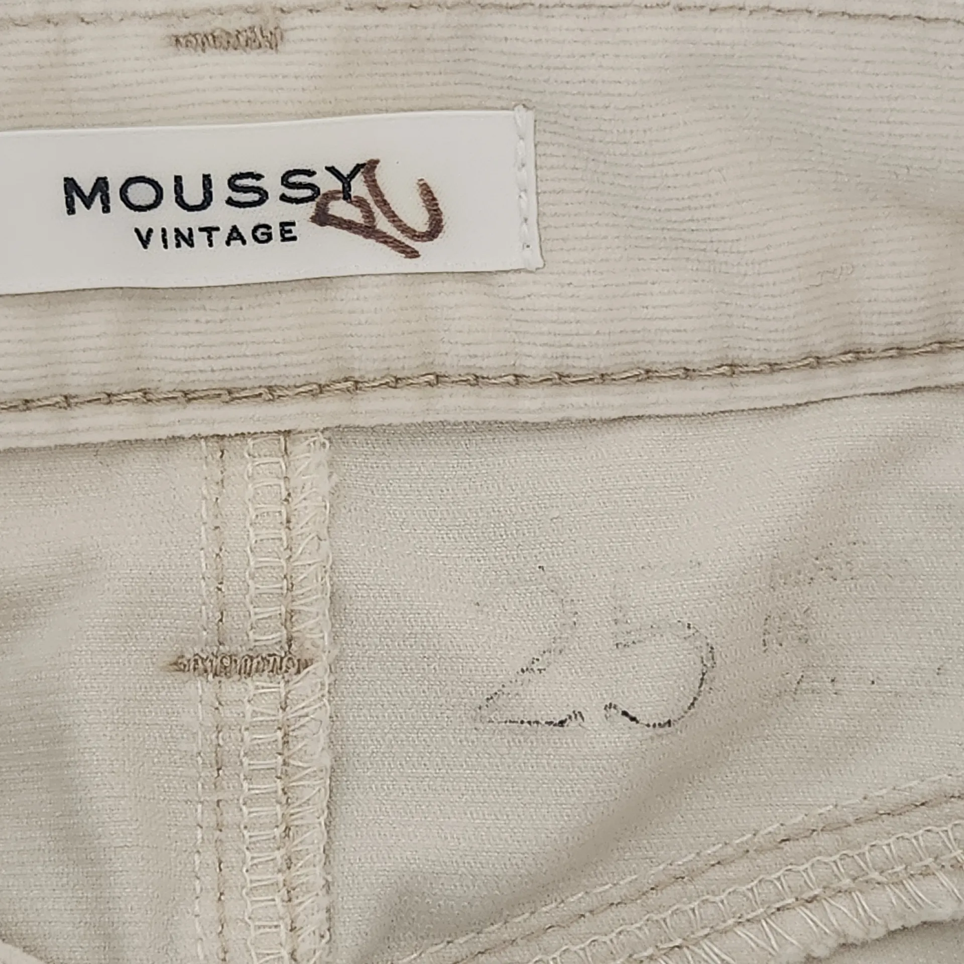 Moussy Vintage Cream Corduroy Skinny Pants Size 25 - Image 10