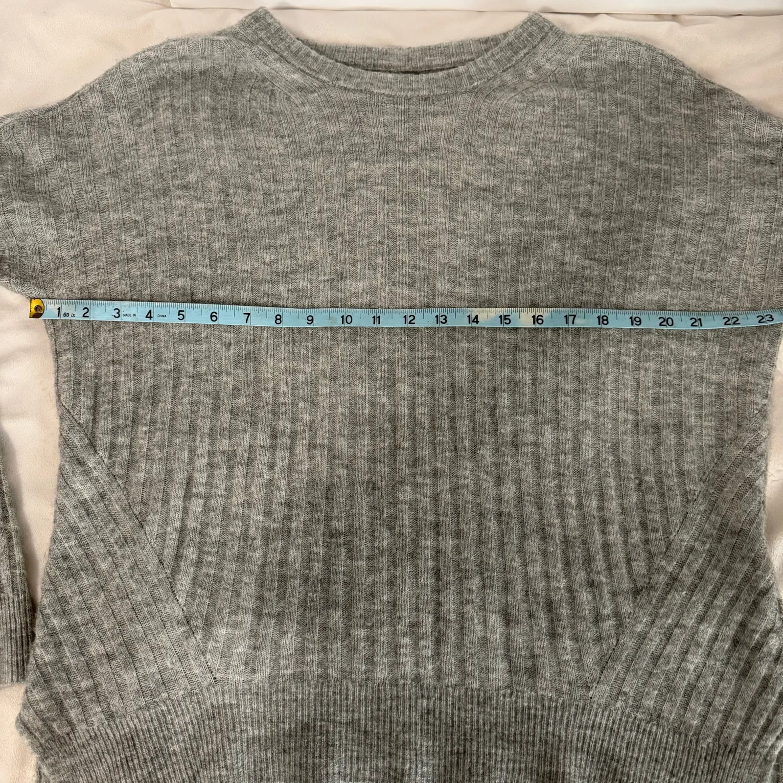 Abercrombie and Fitch Gray Long Sleeve Oversized‎ Sweater Size Small - Image 7