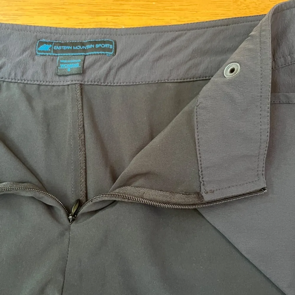 Eastern Mountain Sports Active Wear Casual Summer Black Skort Pockets, Size 6 - Image 7