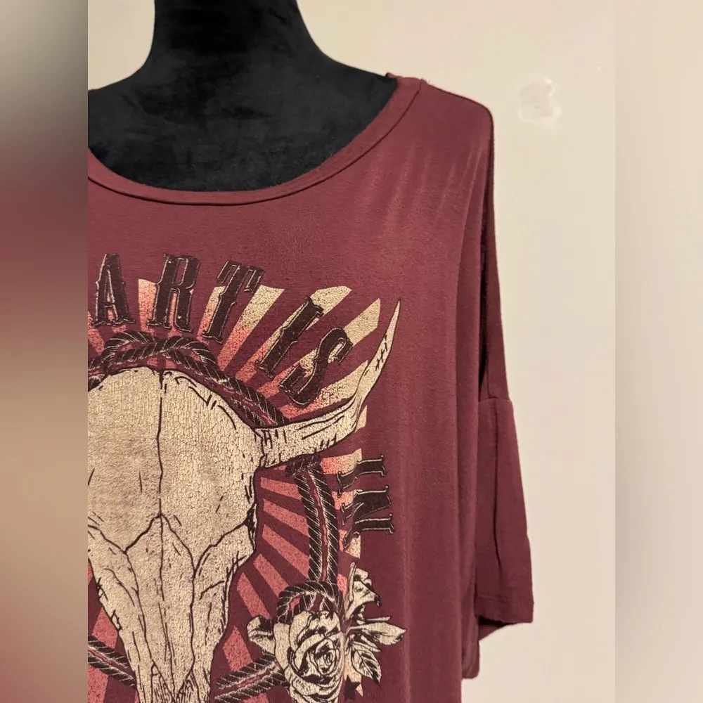 EUC Arula Maroon and Tan Texas Graphic Tee size XL Red - Image 3