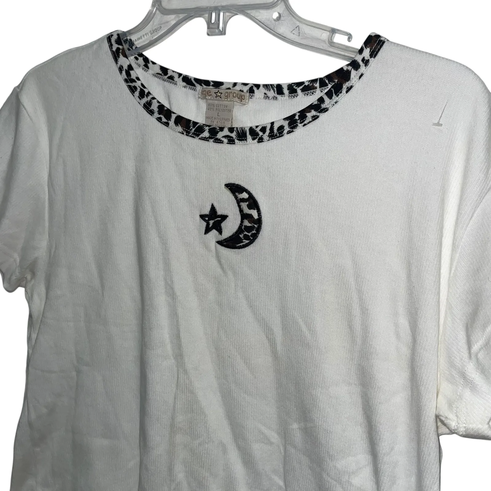 Age Group White Cropped T Shirt Moon Star Graphic Leopard Collar Women's L Y2K Size L - Image 2