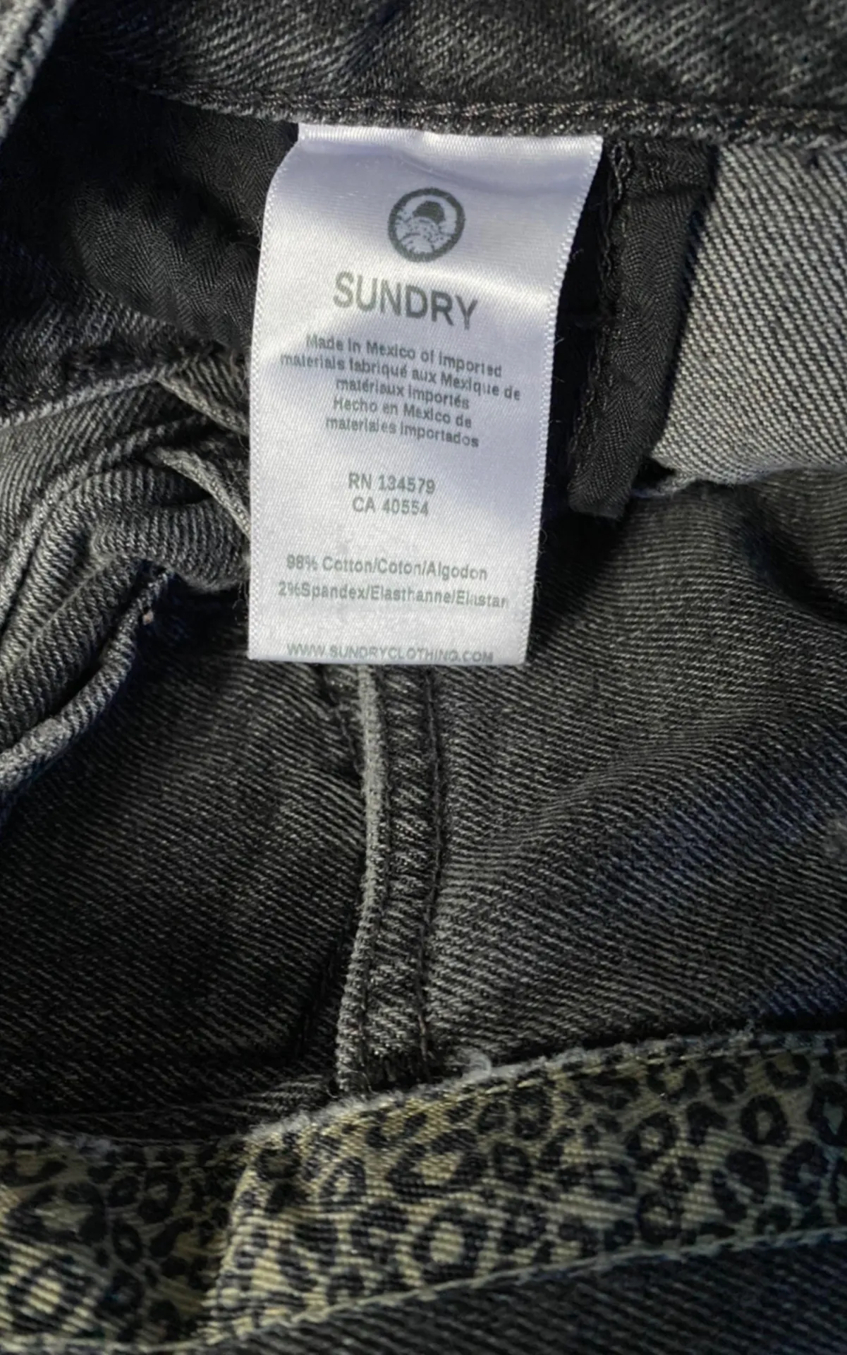 Sundry Leopard-Trimmed Ultra High-Rise Straight Jeans - Image 10