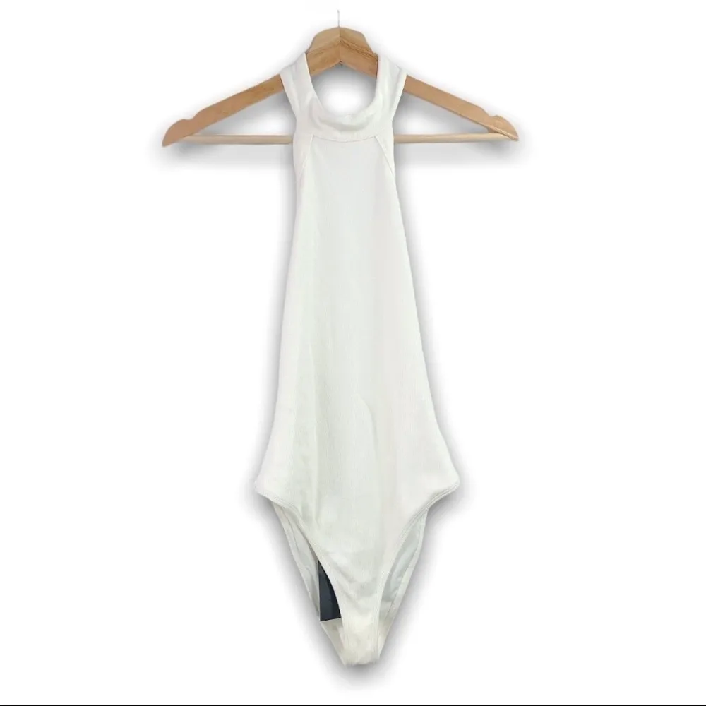 NWT - h:ours - Ribbed Halter Open-Back Bodysuit - Small - Image 5