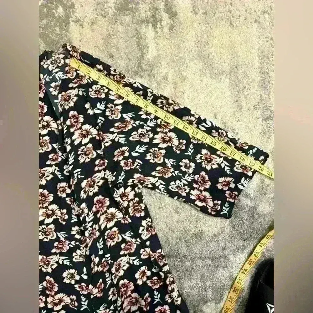 Women’s Katia Throw Over Green - Image 9