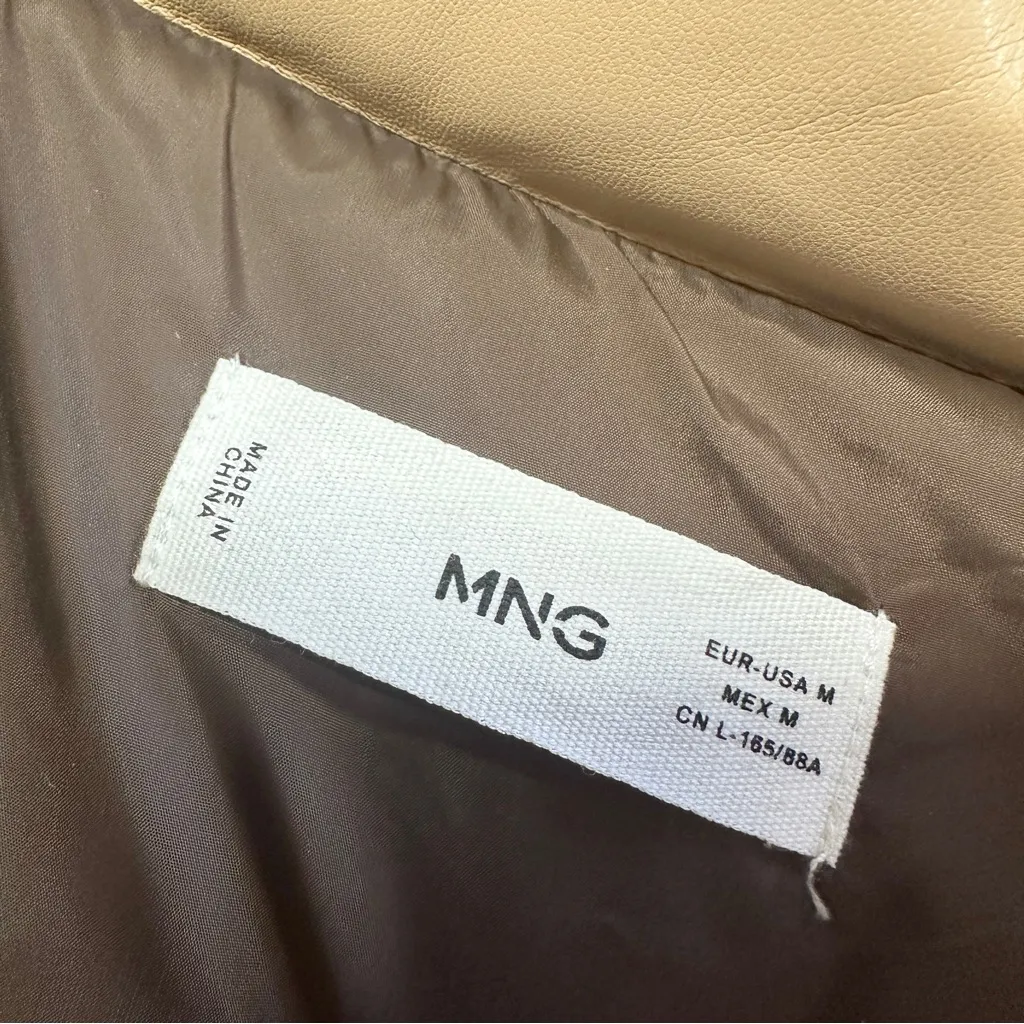 Mango Women’s Faux Leather Quilted Puffer Skin Style Gilet Vest in Beige Size M - Image 11