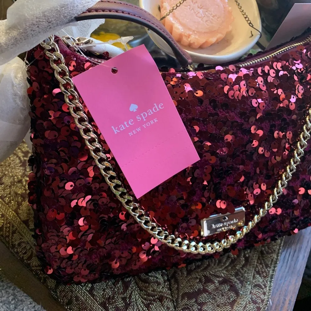 Authentic KATE SPADE Sequins top zip Clutch/shoulder/Crossbody - Image 5