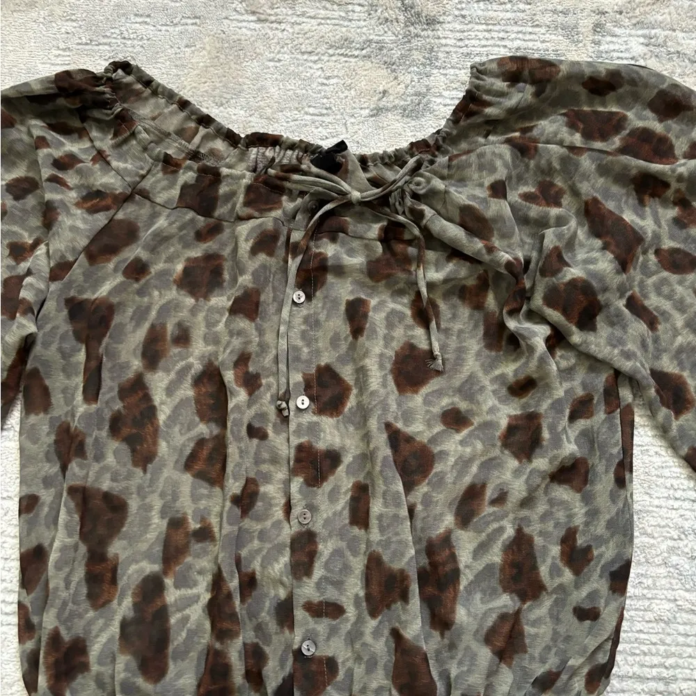 Olive Green/Brown Sheer Crop Top Size L - Image 6