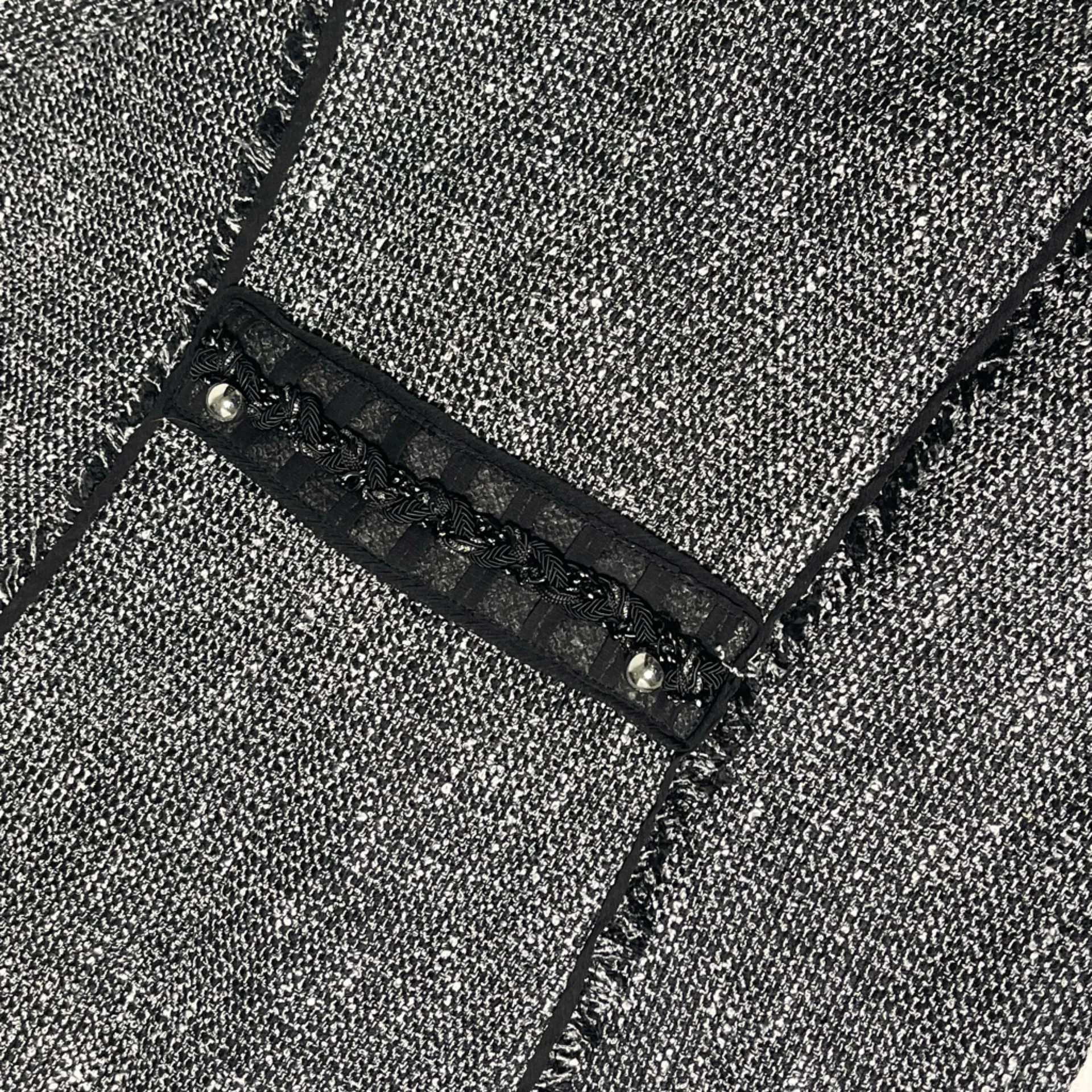 White House Black Market Tweed Blazer with Black Details - Image 6